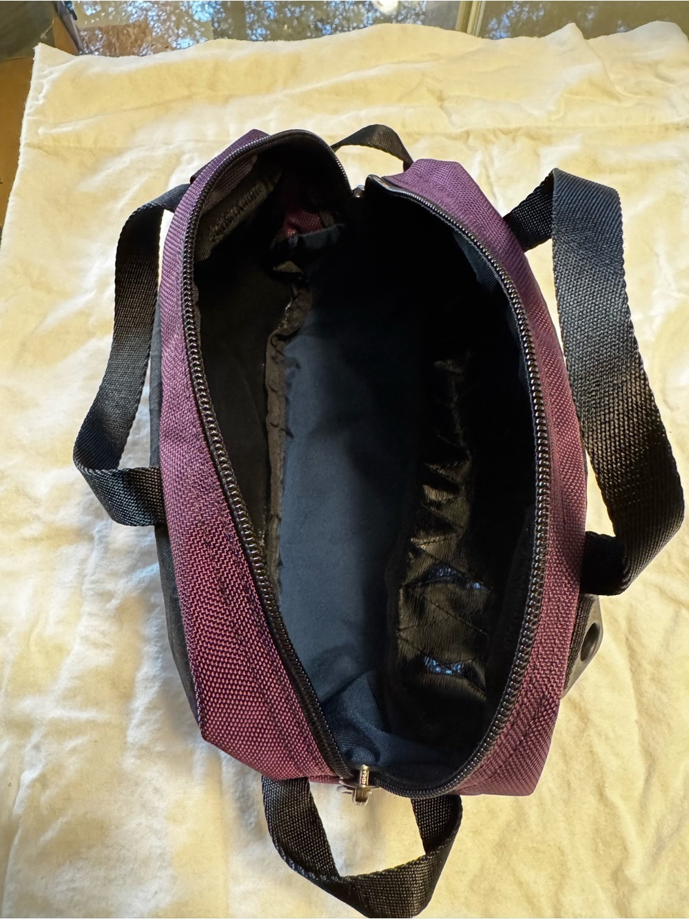 Tom Bihn Large Mystery Grab Bag - Black XPac and Aubergine ballistic nylon - Picture 6 of 6